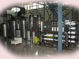 多行業(yè)水處理設(shè)備應用指南 從純水制備到污水處理